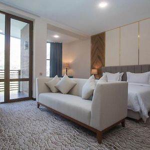 Double Room Mountain View